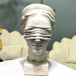 Head bust Greek Sculpture